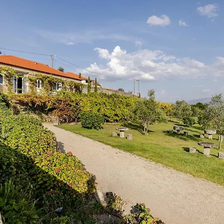 Charming Vineyard Retreat - Casa De Sequeiros بيت للعطل *