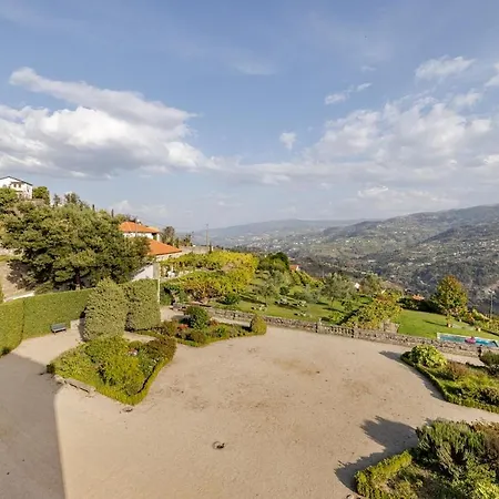Charming Vineyard Retreat - Casa De Sequeiros بيت للعطل *